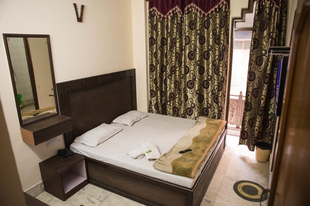 ניו דלהי Hotel Venus International מראה חיצוני תמונה