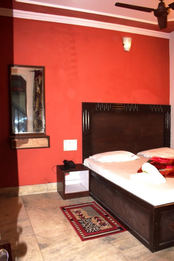 ניו דלהי Hotel Venus International מראה חיצוני תמונה